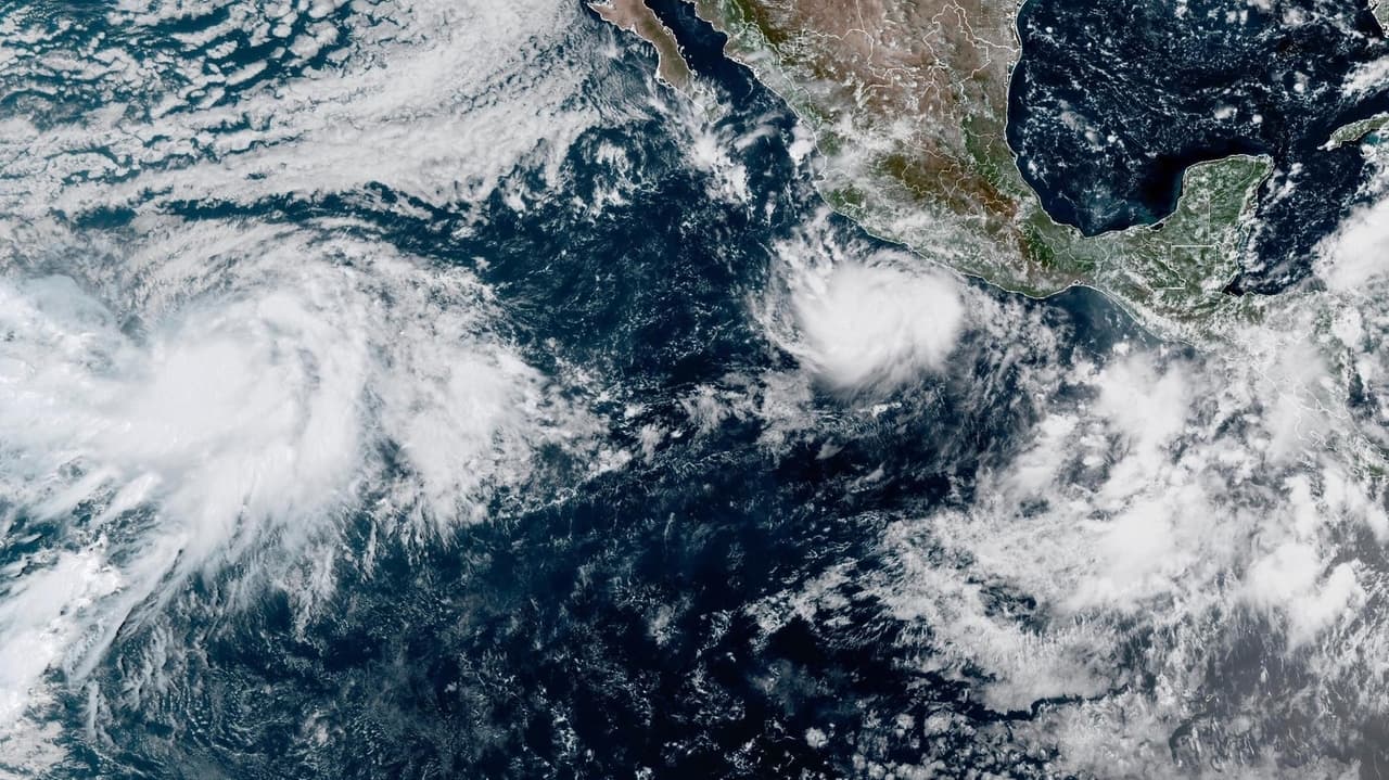 Hurricane Polo intensifies to Category 4