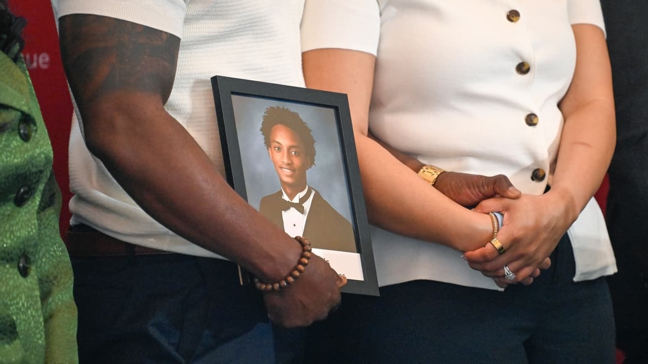 Three charged with threats linked to Nolan Wells case