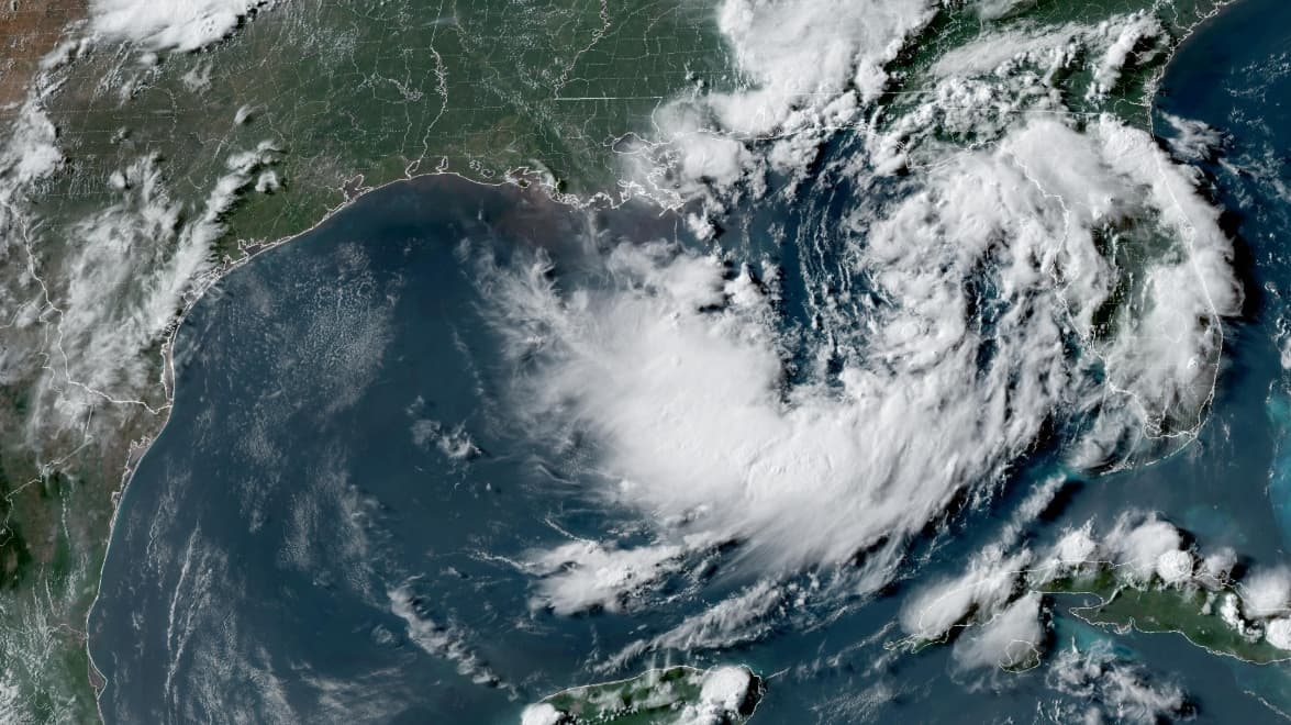Tropical depression approaches US Gulf Coast