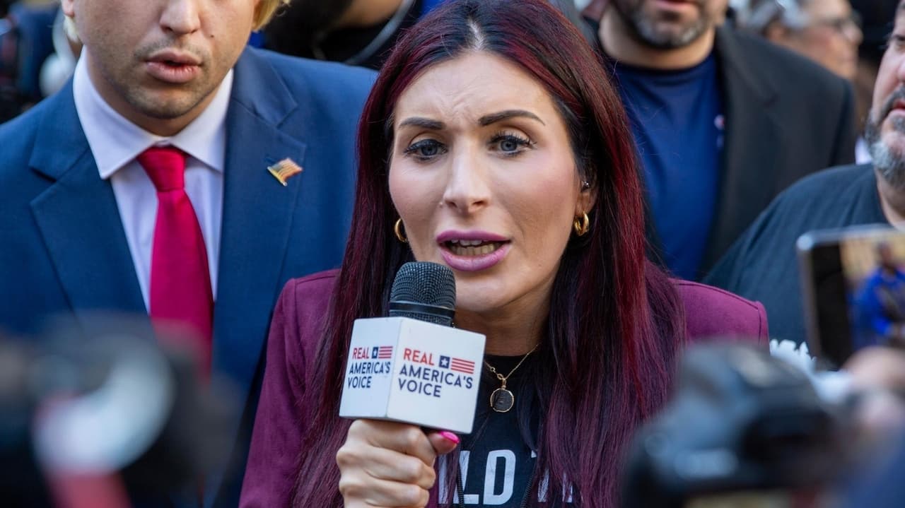 Loomer Meets Zelenskyy After War Shift