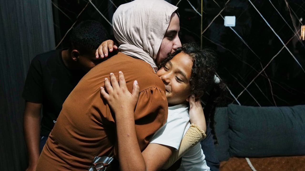 عائلة فلسطينية تتجمع بعد سنوات من الانقسام