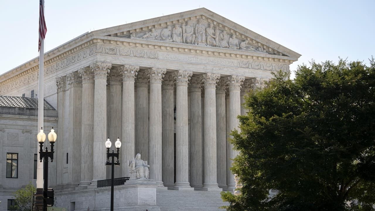 Supreme Court blocks TV ad rate limit before elections