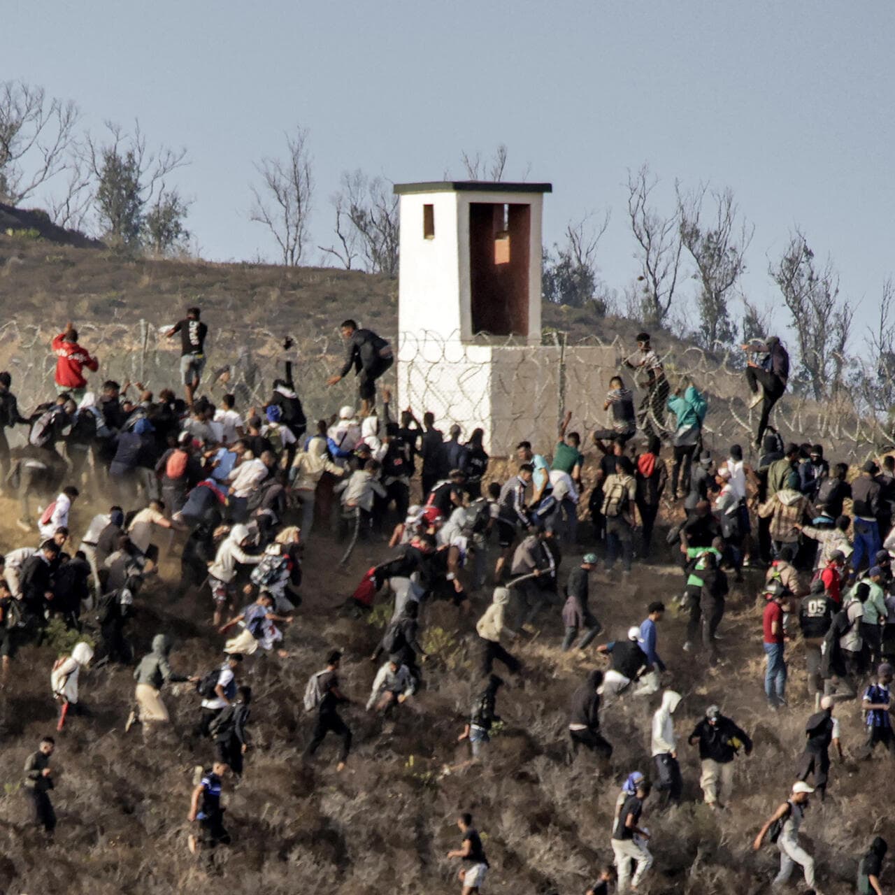 Moroccan Youth and Families Seek Ceuta