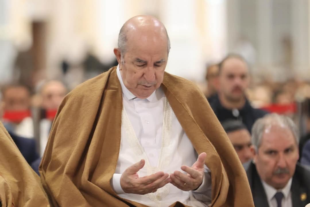 تبون يطلق جائزة الجزائر في السيرة