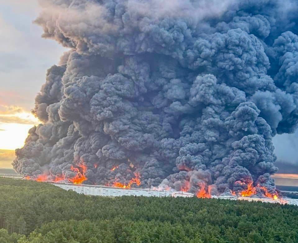 Large Fire in Moscow After Ukrainian Attack