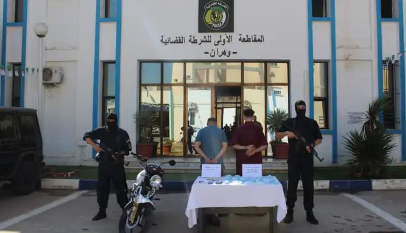 شرطة وهران تصادر 3000 قرص إكستازي