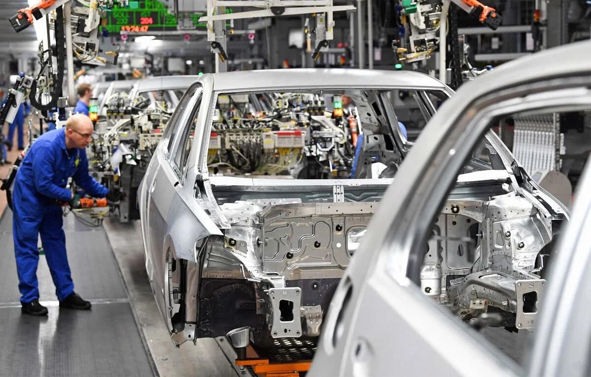 Algerian Car Using Local Parts by 2028