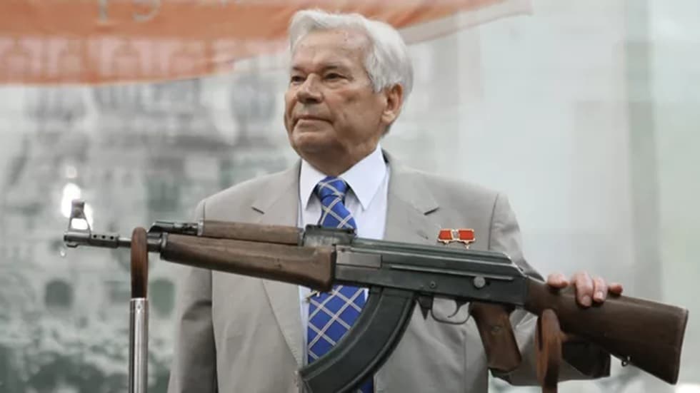 Kalashnikov faces challenges with a wounded left arm and a weakened right hand