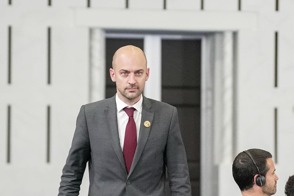 France: European sanctions on Iran remain until nuclear and ballistic missile programs are abandoned