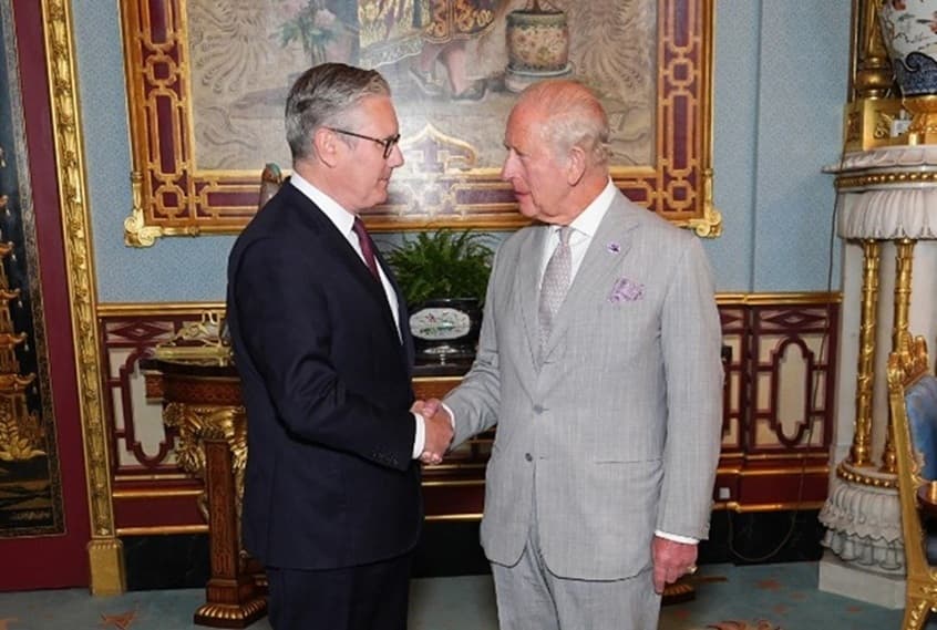 King Charles accepts Starmer's resignation
