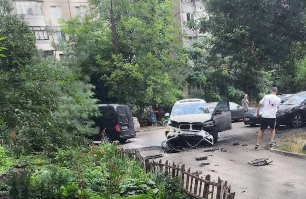 Odessa Car Explosion Aimed at Navy Officer