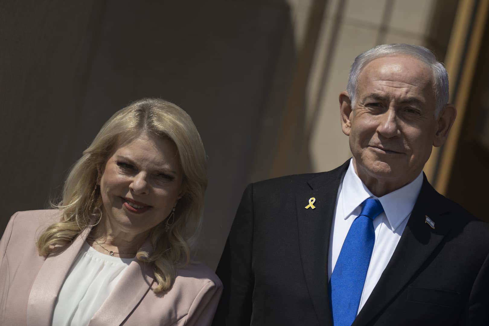 Netanyahu images edited in US with Sarah as First Lady