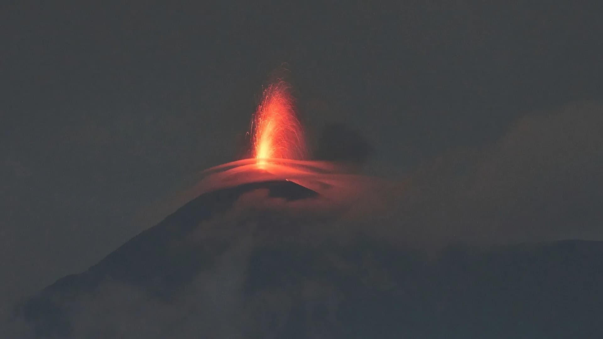 Guatemala conducts urgent evacuations after Fuego eruption