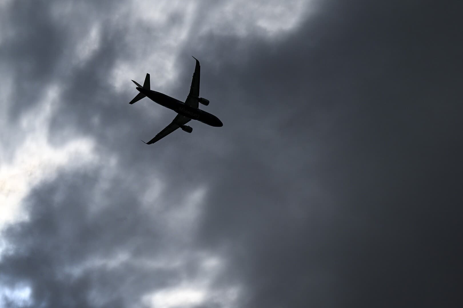 Australia investigates possible Sydney aircraft collision