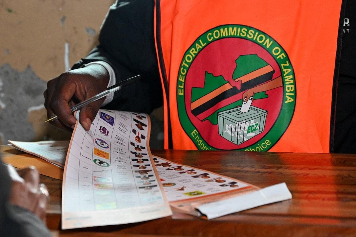 Zambia halts presidential vote count