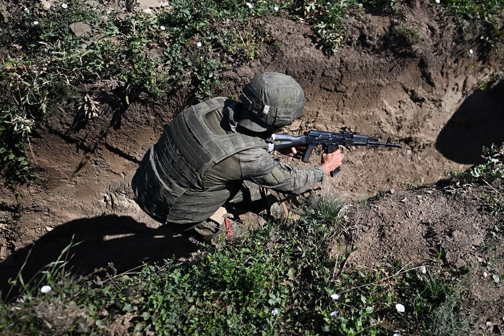 Russian forces advance near Aleksevo-Drozhkivka