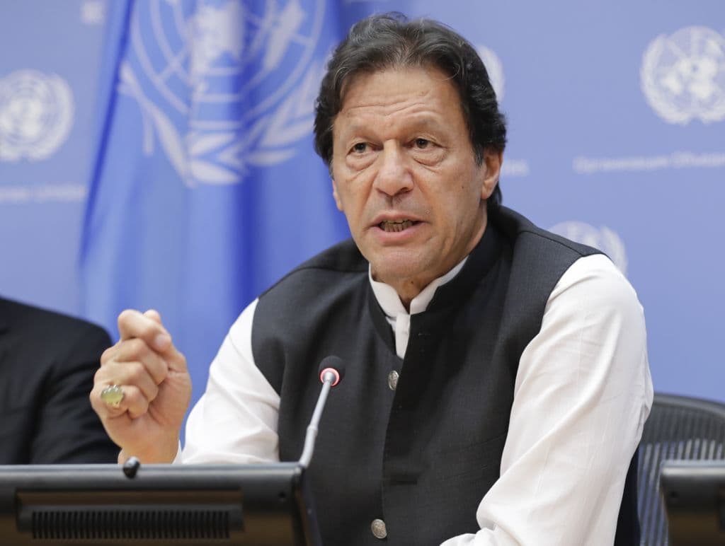 Pakistani Supreme Court orders Imran Khan's transfer to hospital