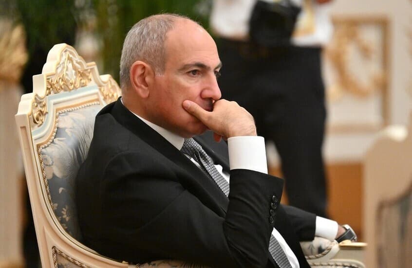 Bashinyan Party Proposes Removing Armenian Catholicos
