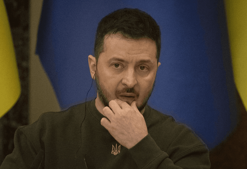Zelensky seeks US approval to use Starlink for Russia strikes