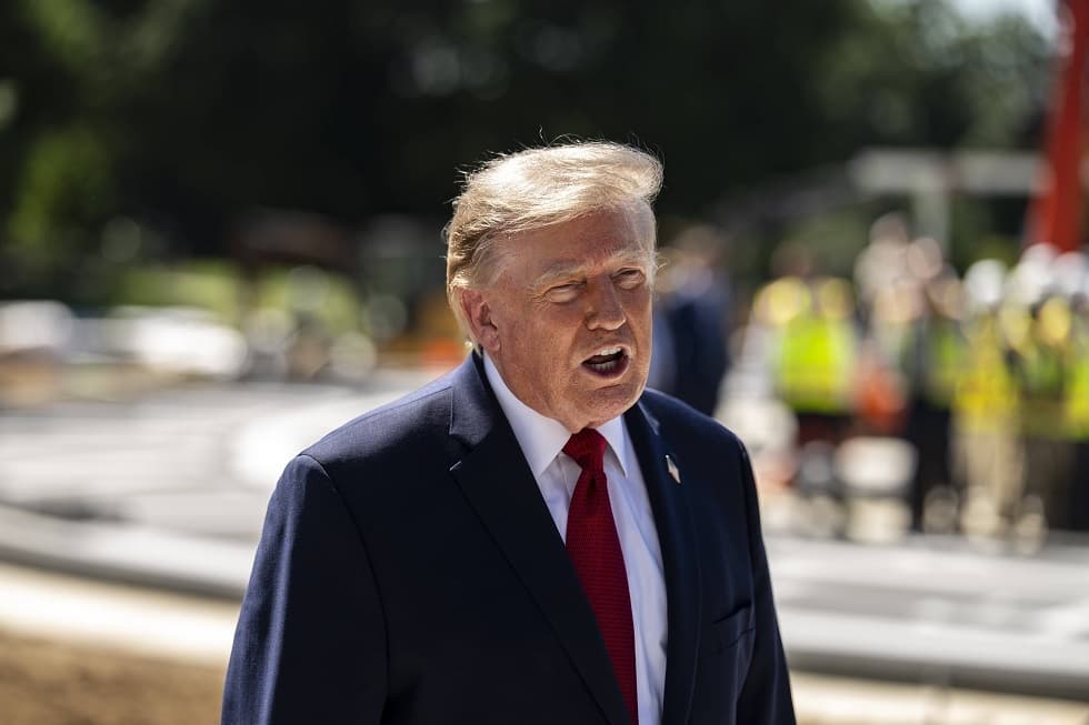 Trump warns Democrats may seize guns