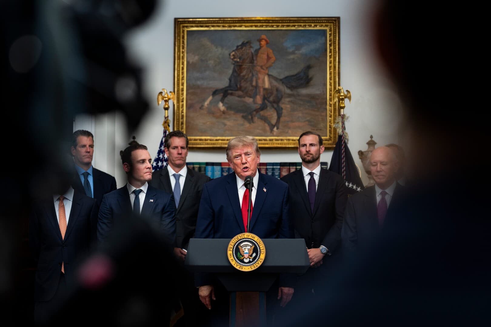 Democrats plan to release Trump files post-midterms