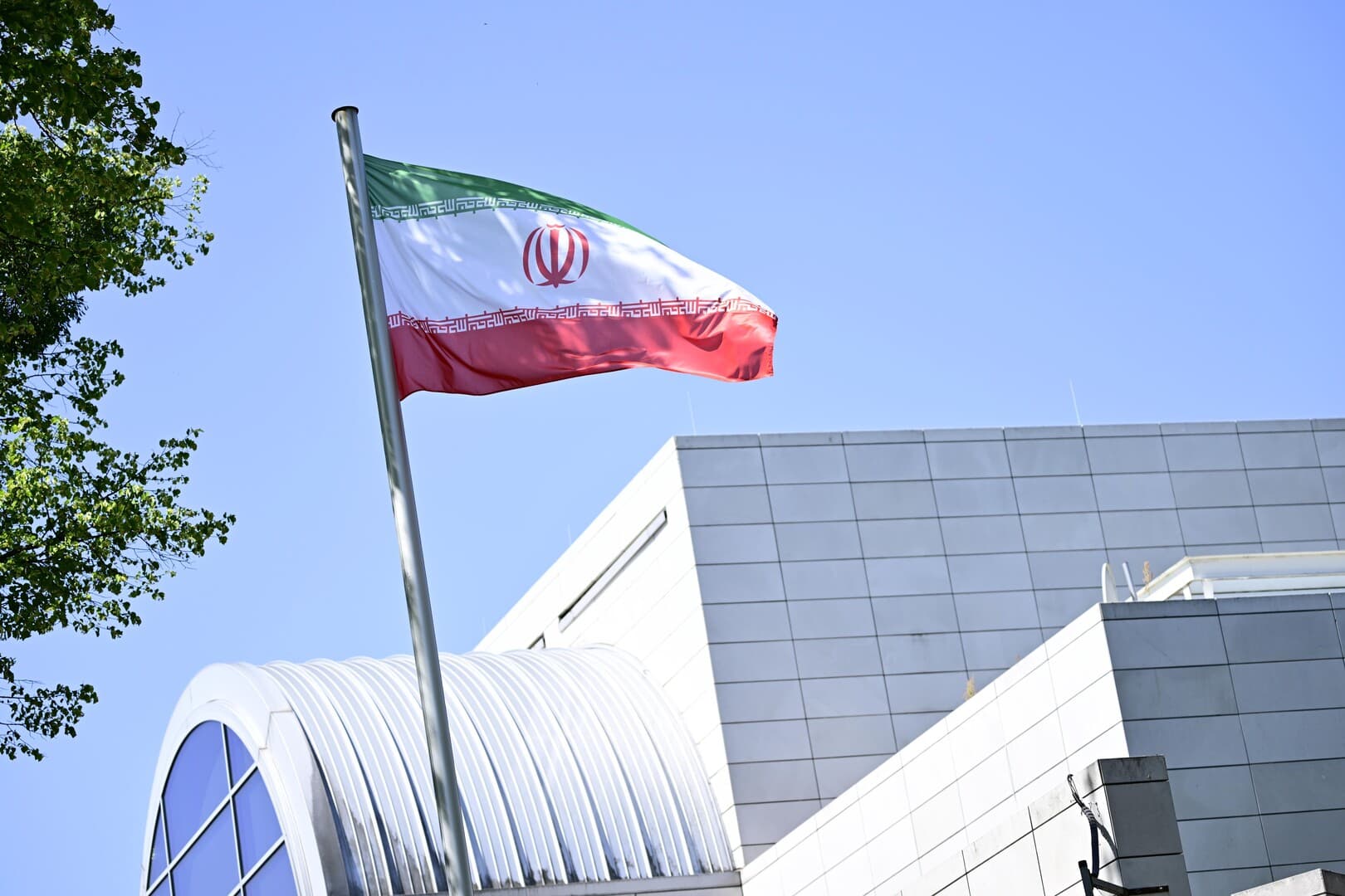 Omani Foreign Minister to Visit Tehran Tuesday