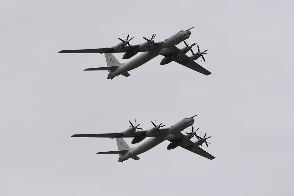 Russian Tu-142 conducts submarine patrols