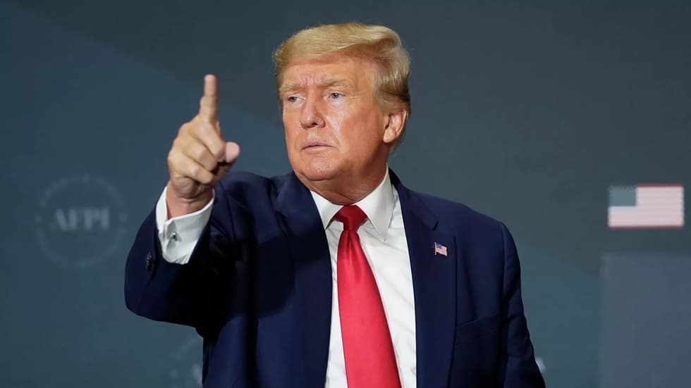 Trump suggests renaming Atlantic and Pacific
