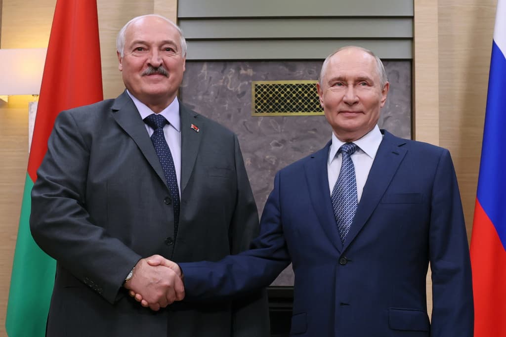 Putin wishes Lukashenko a happy birthday