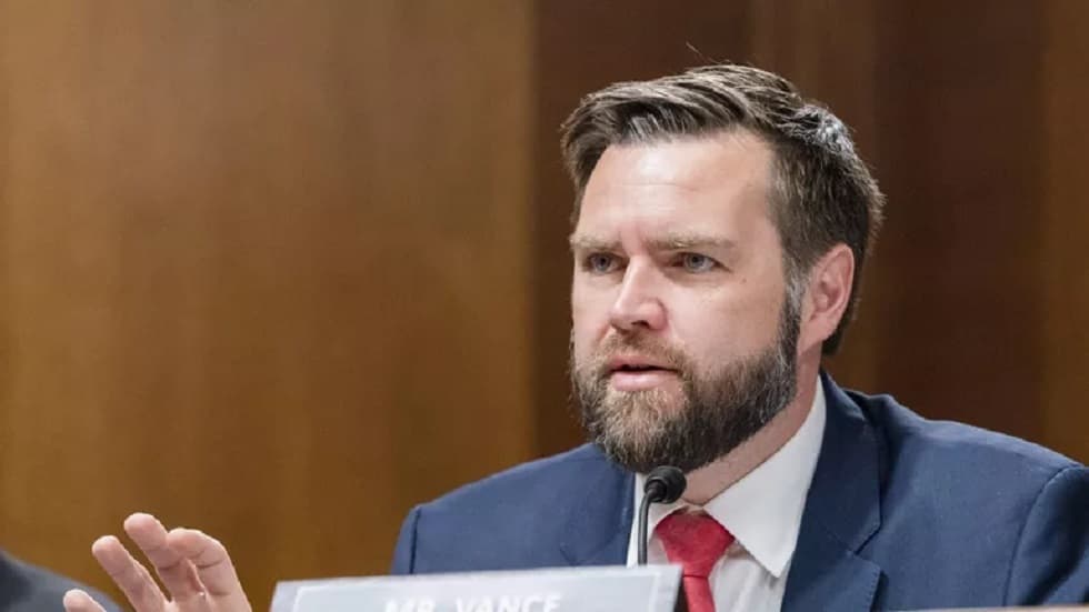 Farns Comments on Iran-US Military Differences