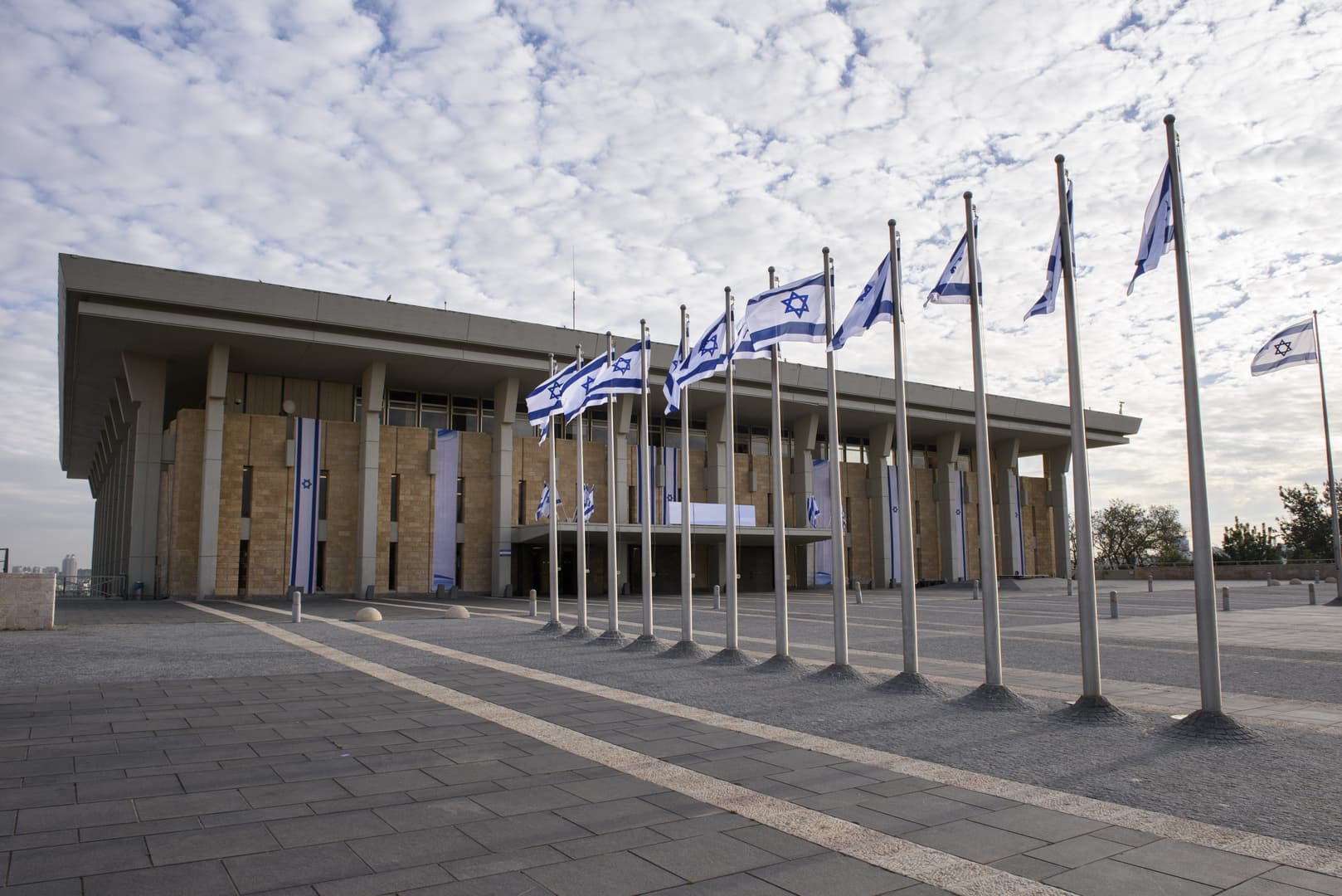 Israeli envoy foresees new Gulf signatory