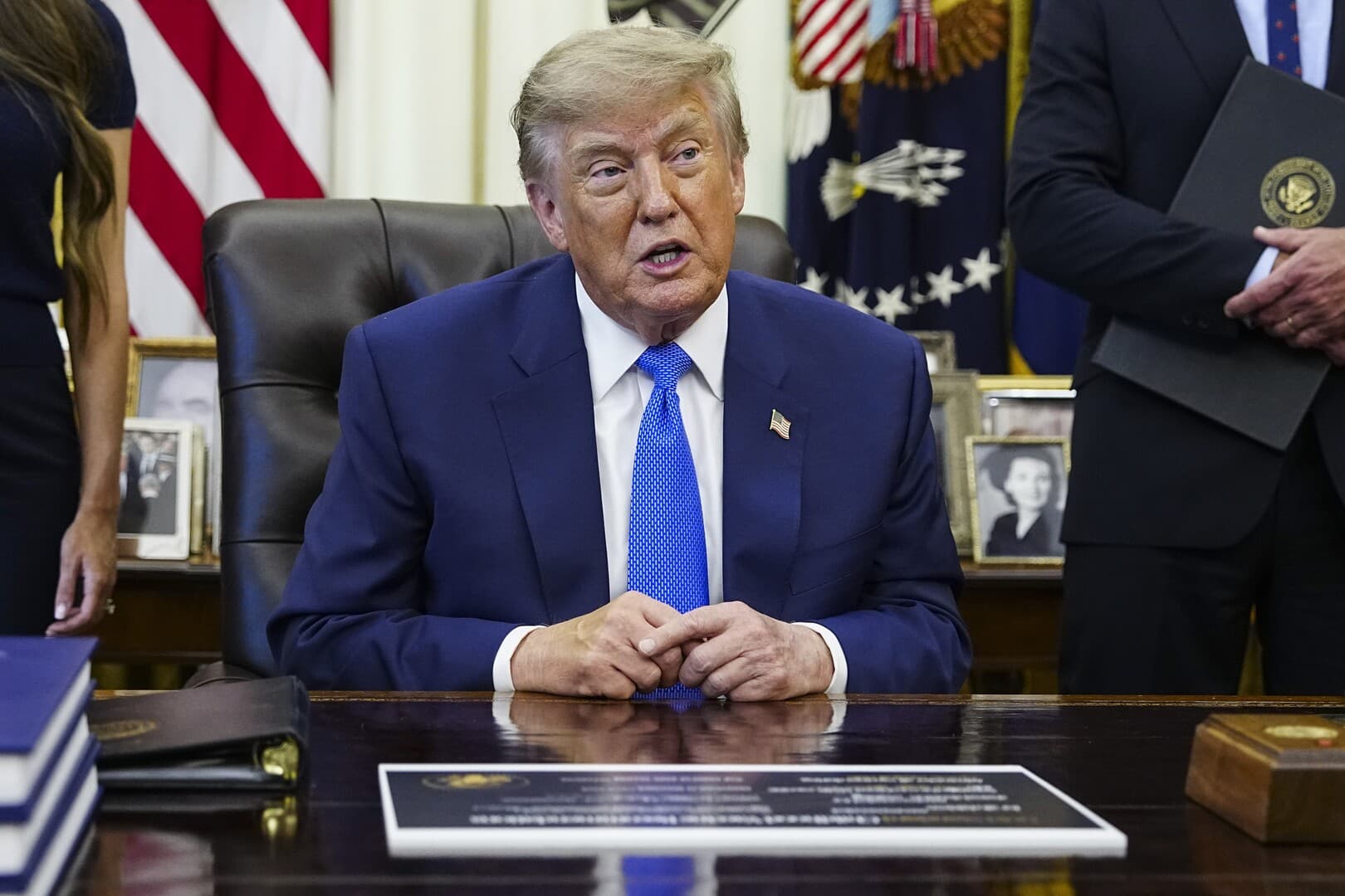Trump approves law on Russia sanctions