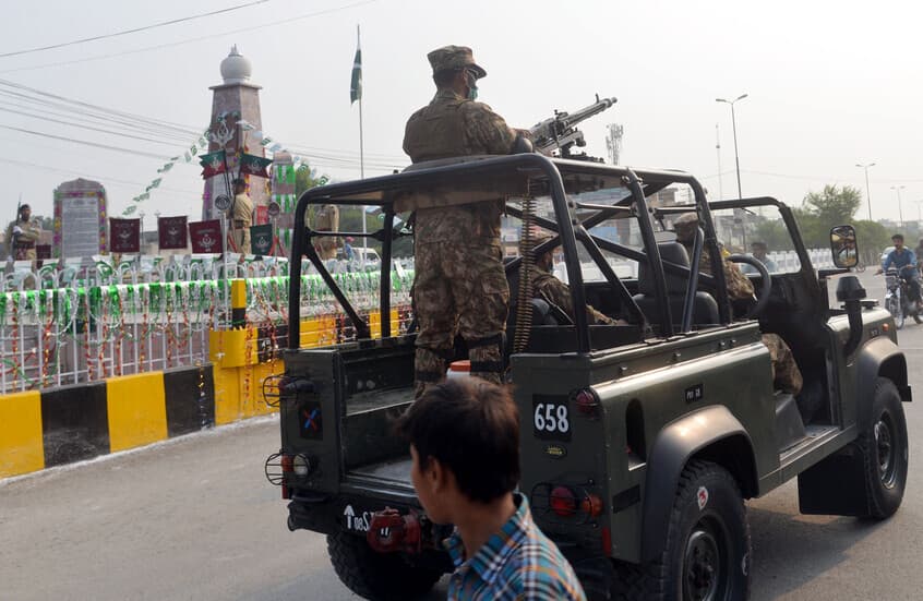 Pakistan kills 8 militants in Khyber Pakhtunkhwa