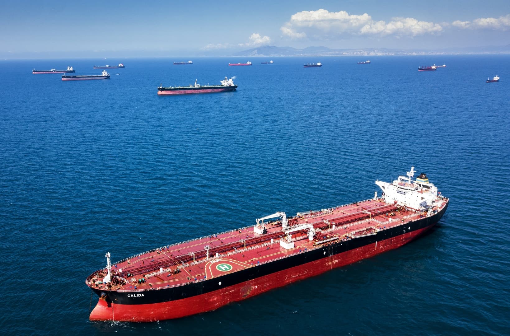 US lifts bans on Russian diesel