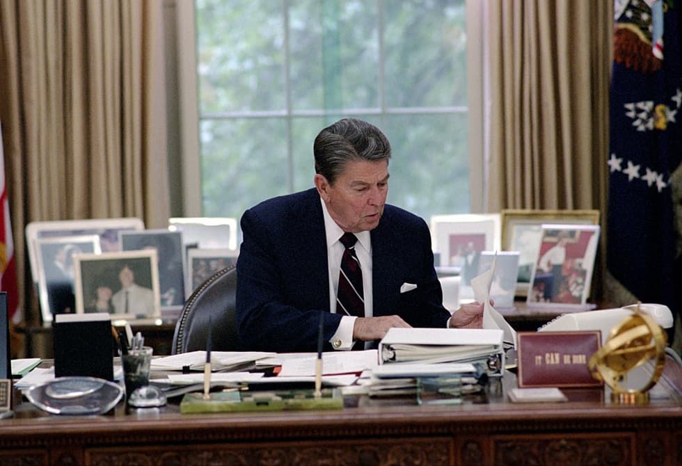White House reversed Reagan nuclear pledge