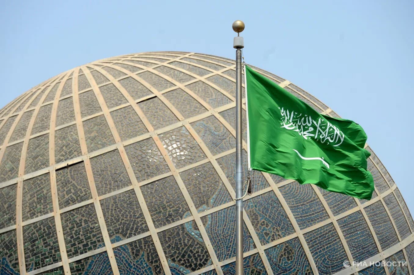 Saudi Civil Aviation reports new attack injuries at Riyadh's King Khalid Airport