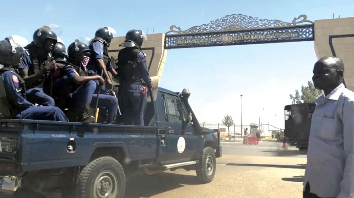 السودان يعتقل مواطنا بعد مقتل مصريين