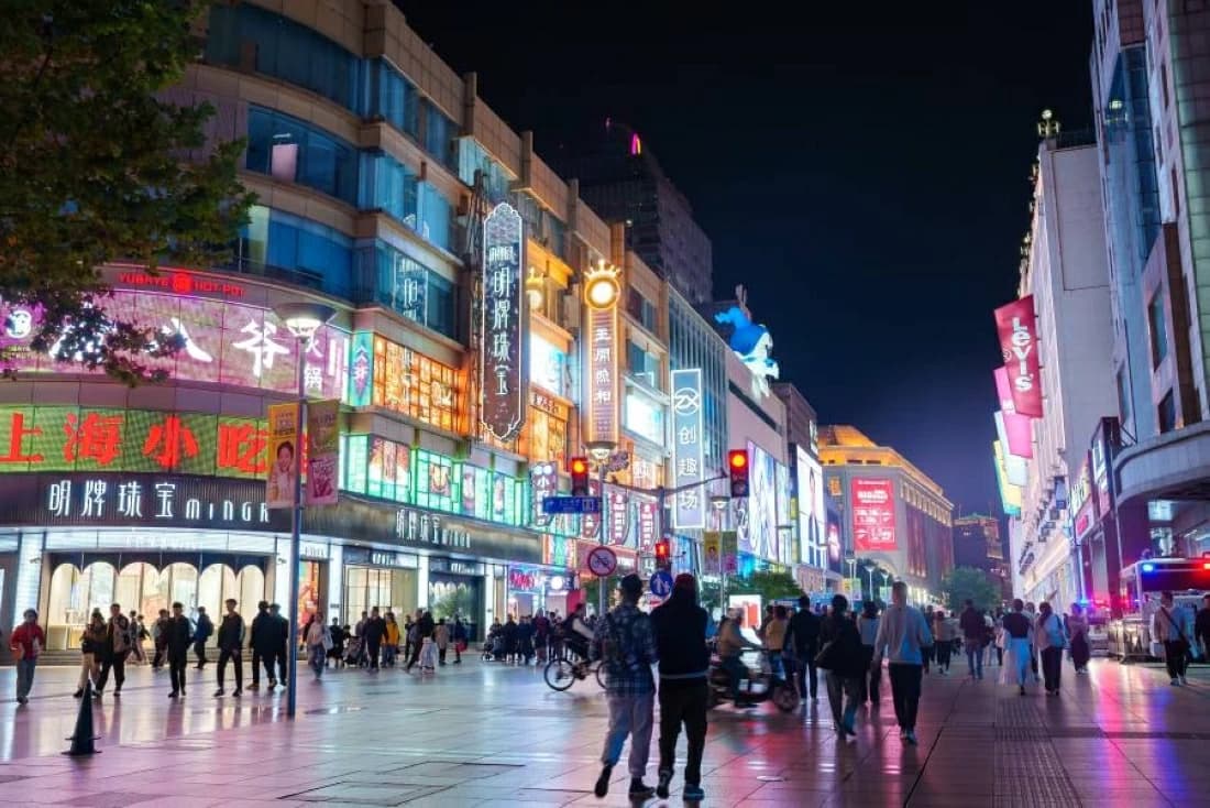 External demand boosts China's services