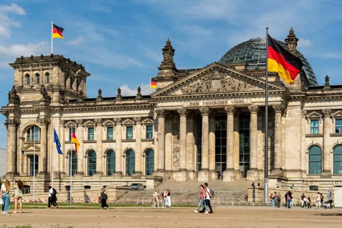 Germany plans record borrowing in 2027