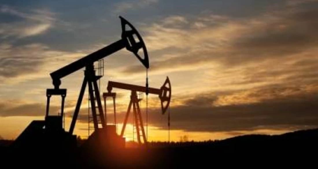 Iran's conflict allows private oil deals from $700