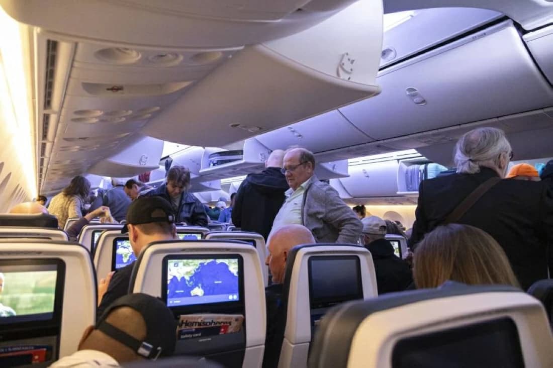 Why airline ticket prices haven't decreased despite falling fuel costs? Delta responds