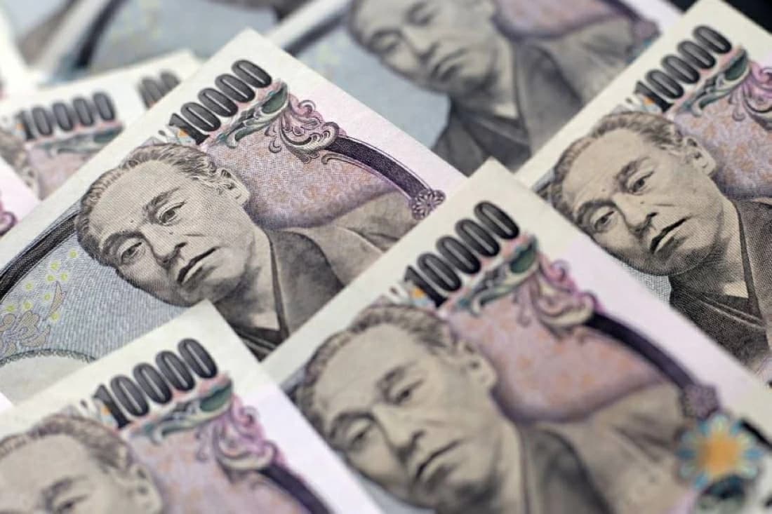 Japanese yen rises on US jobs data