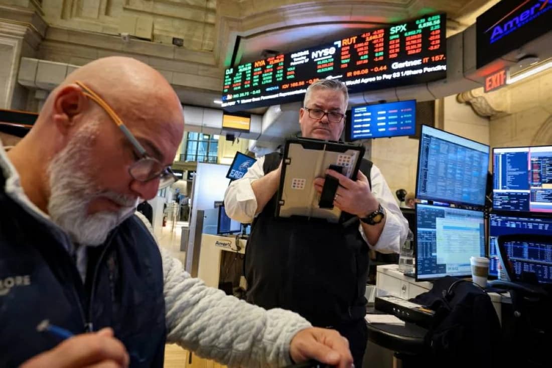 Wall Street drops amid Hormuz concerns