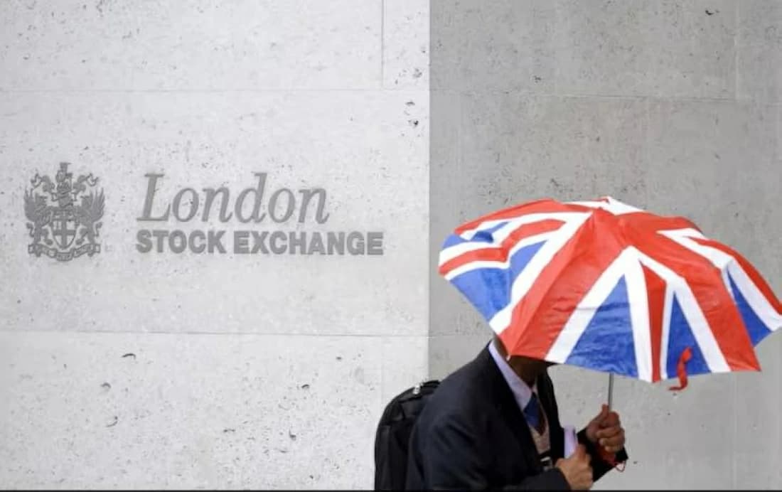 FTSE 100 nears end of losing streak