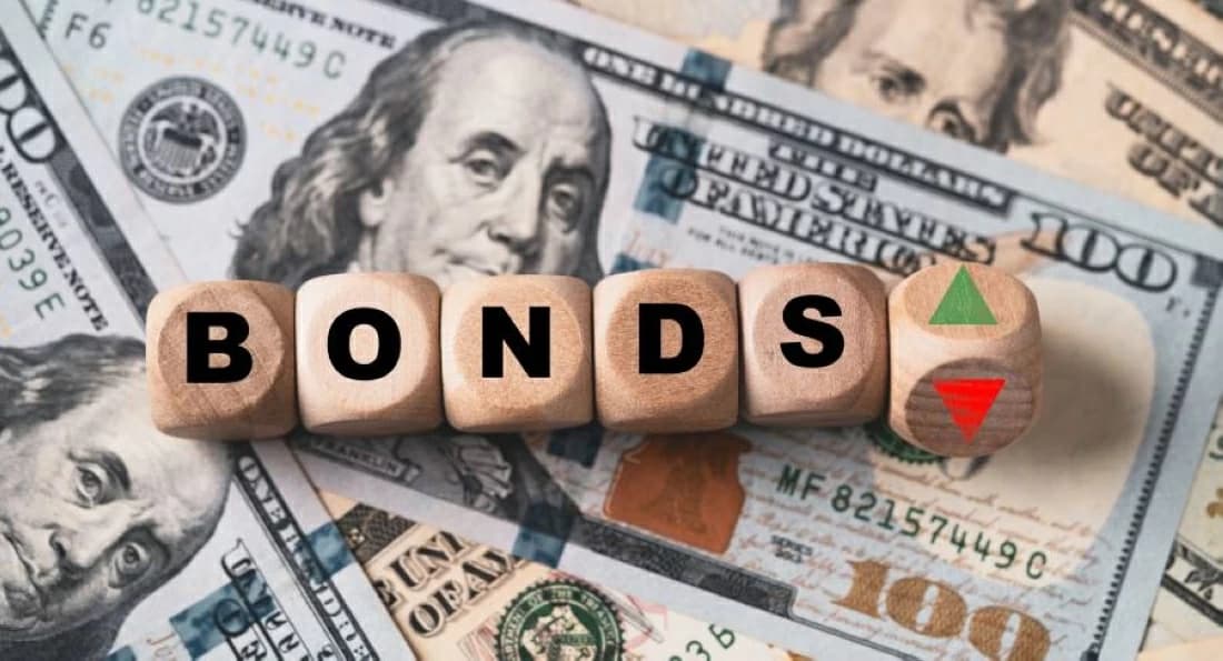 Global bond sell-off boosts long-term yields