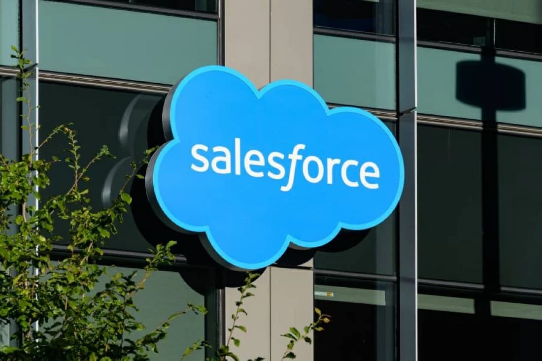 Salesforce Q4 EPS beats forecasts