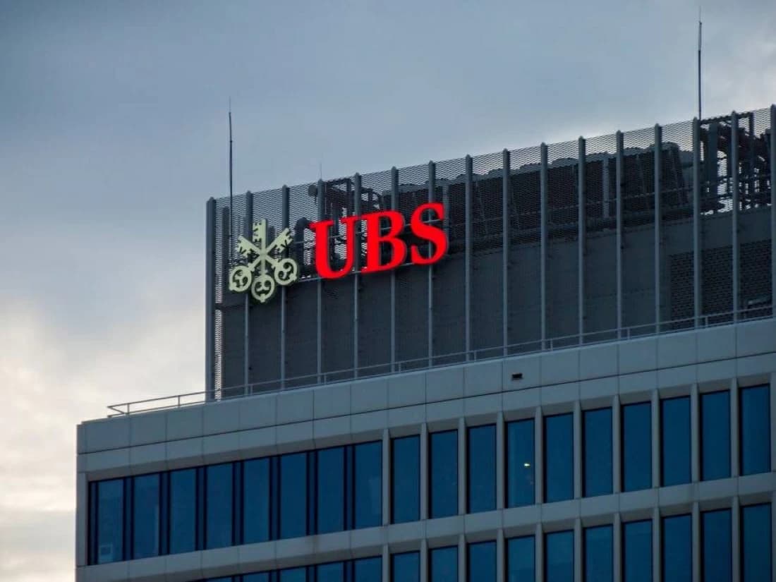 Switzerland eases UBS capital rules