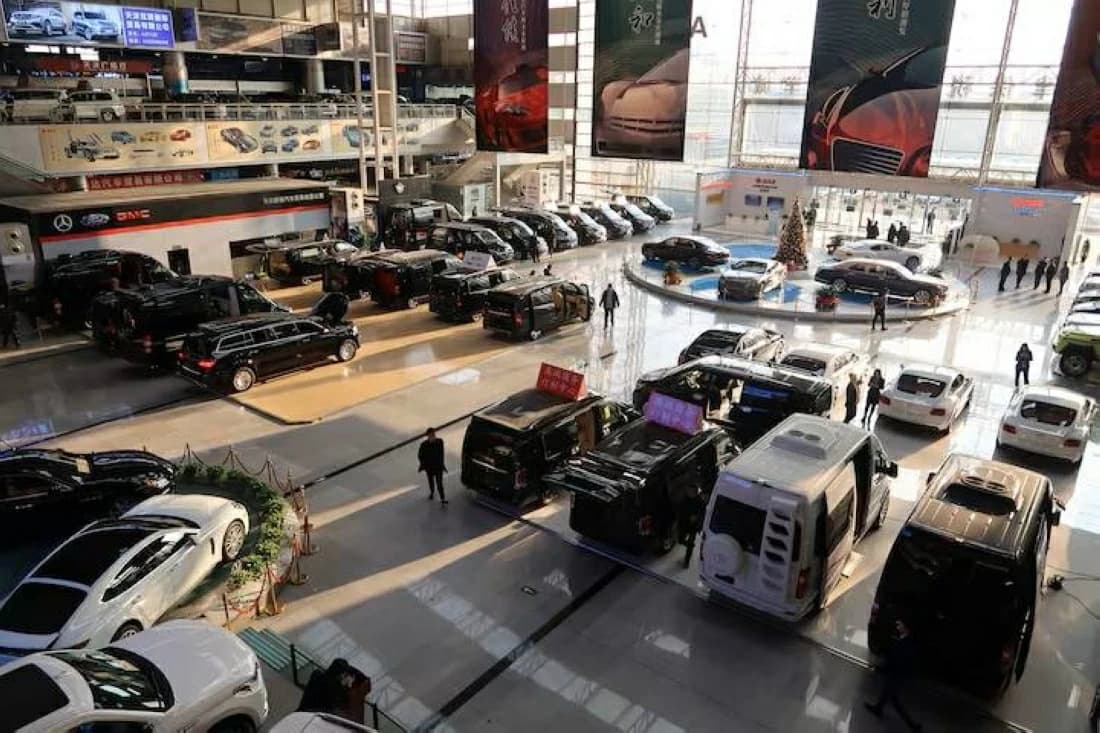شركات السيارات الأميركية تطالب بحظر مركبات الصين