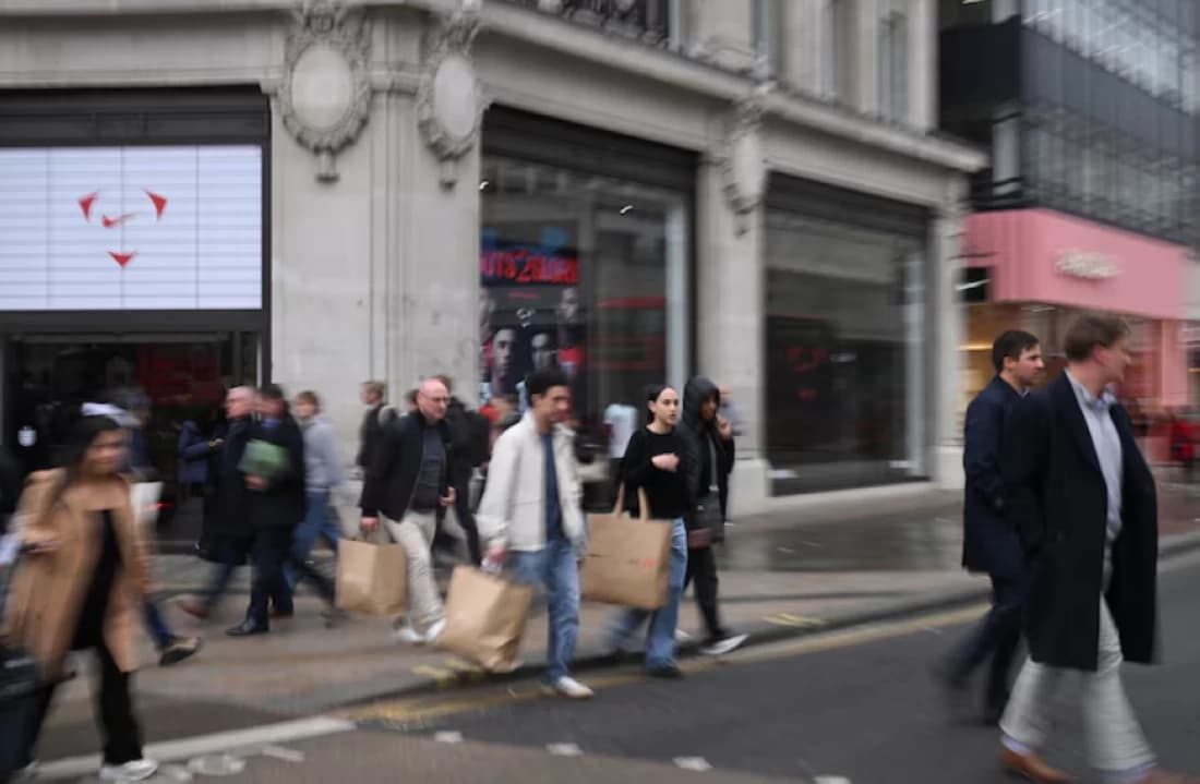 British retail sales rise 0.5% in August