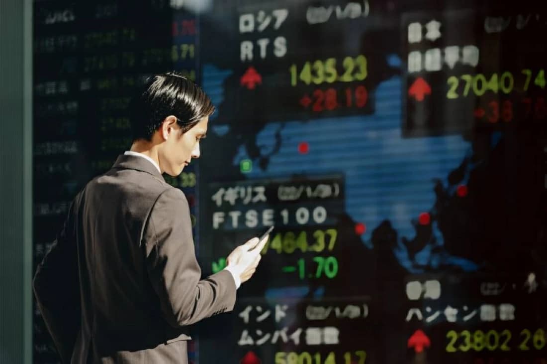 Asia's Tech Rally and Dollar Rise